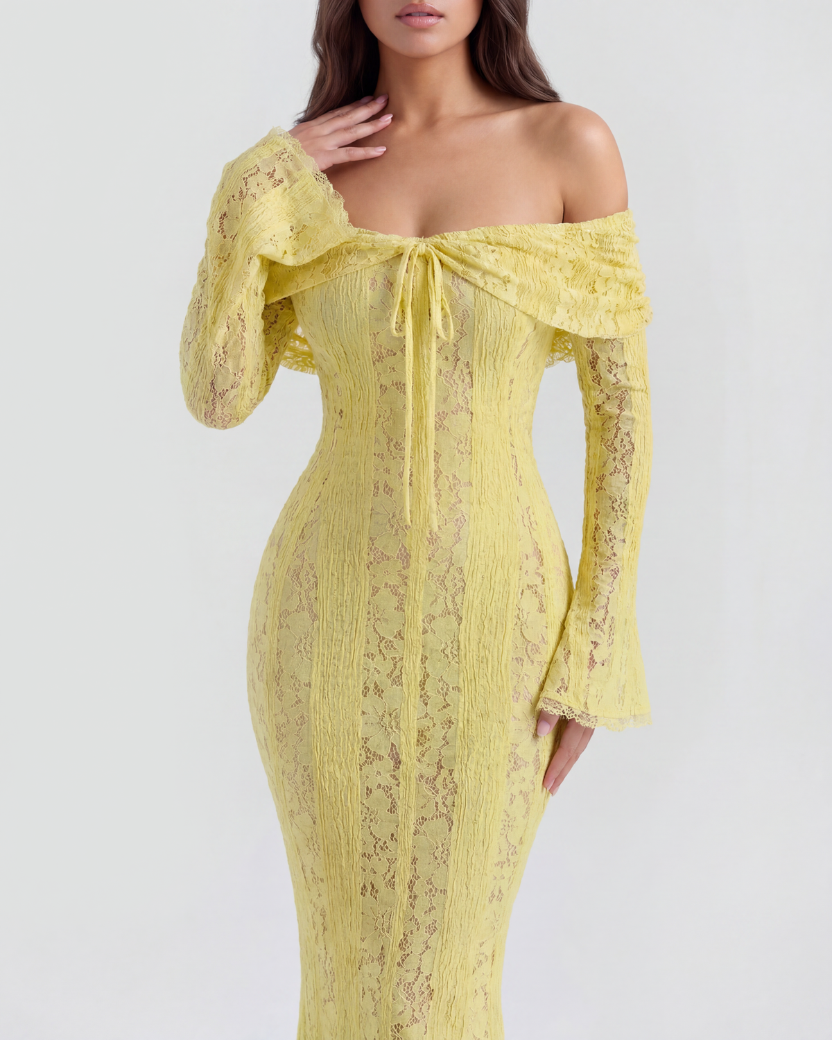Vestido largo de encaje con escote bardot