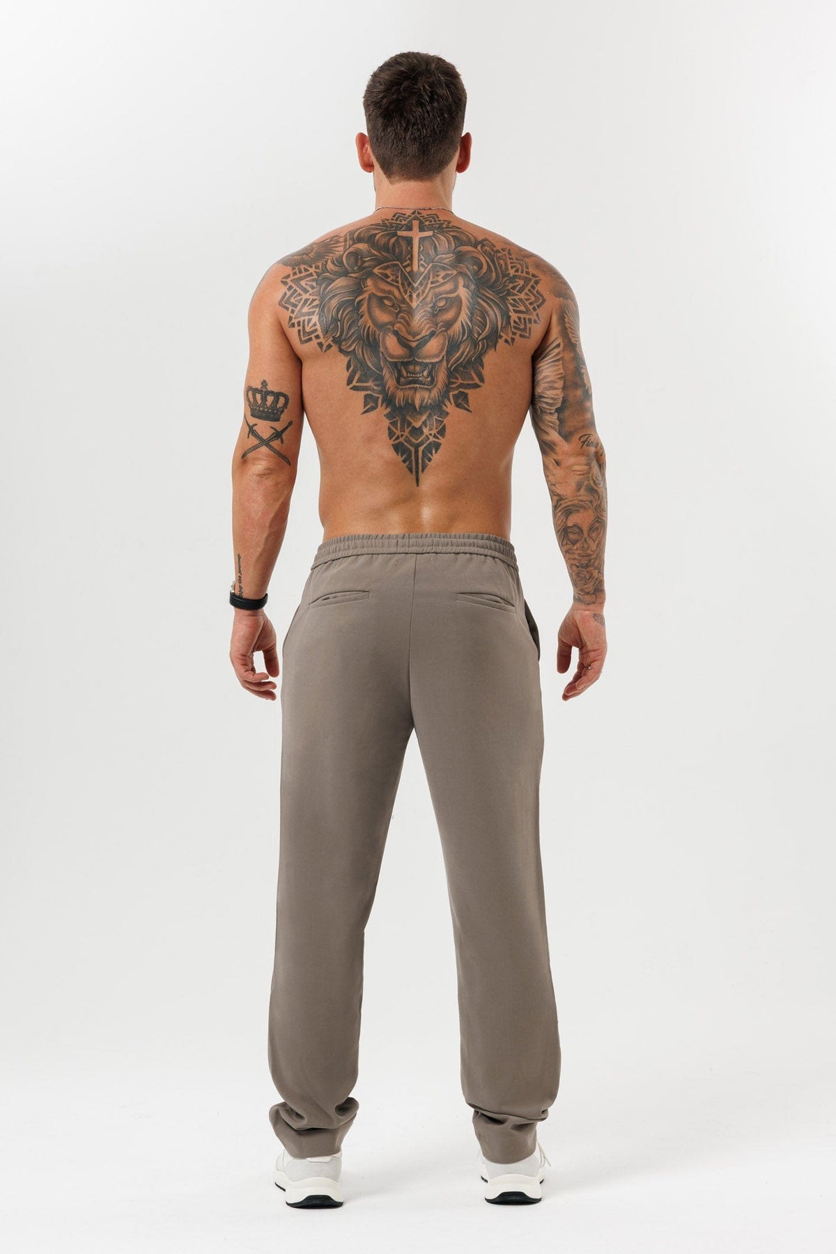 Relaxed Trouser — Taupe